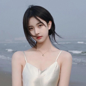 夫妻夜里看的AV
